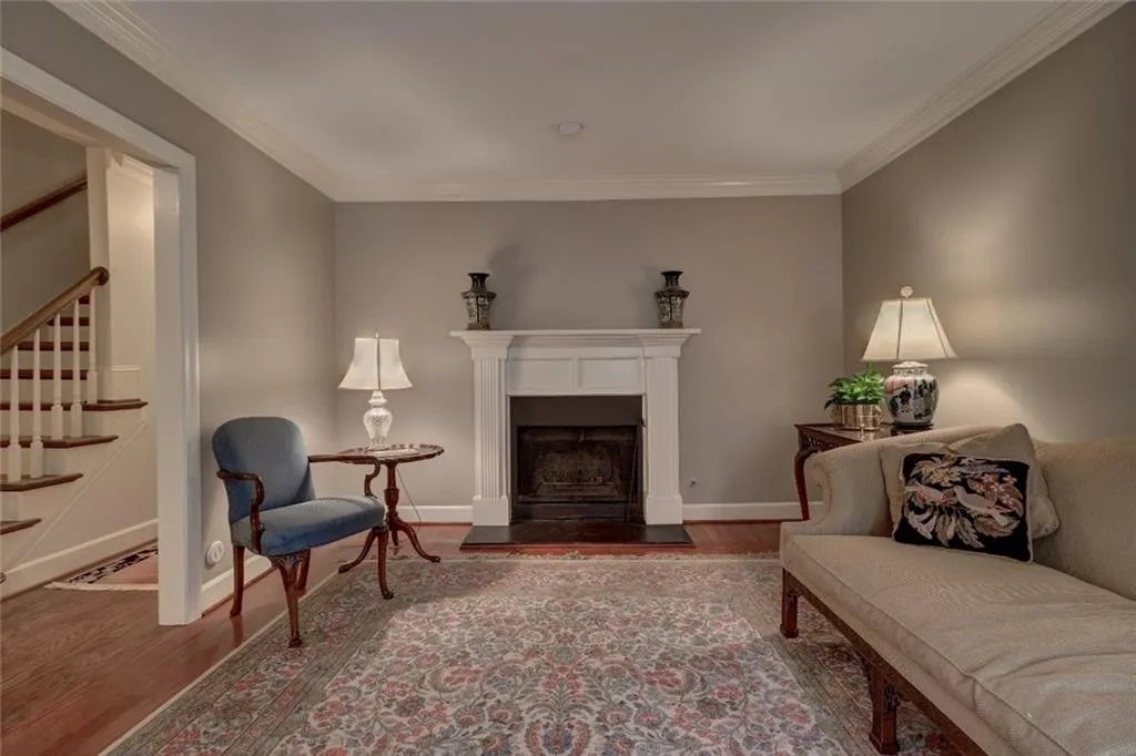 7500 Roswell Road Unit 105, Sandy Springs, Georgia 30350, 2 Bedrooms Bedrooms, ,2 BathroomsBathrooms,Residential,Sold,7500 Roswell Road Unit 105,5988622