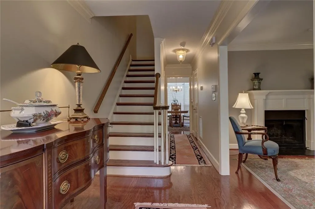 7500 Roswell Road Unit 105, Sandy Springs, Georgia 30350, 2 Bedrooms Bedrooms, ,2 BathroomsBathrooms,Residential,Sold,7500 Roswell Road Unit 105,5988622