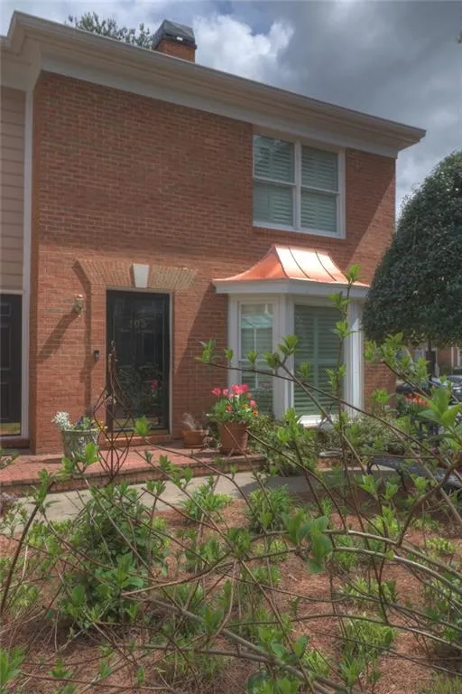 7500 Roswell Road Unit 105, Sandy Springs, Georgia 30350, 2 Bedrooms Bedrooms, ,2 BathroomsBathrooms,Residential,Sold,7500 Roswell Road Unit 105,5988622