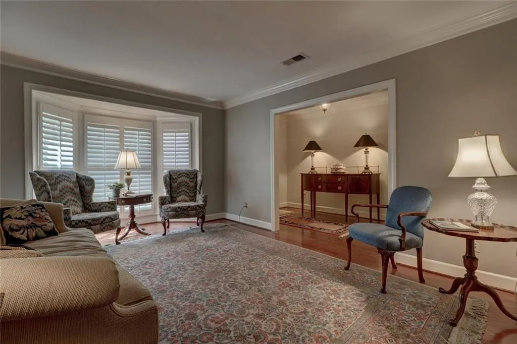 7500 Roswell Road Unit 105, Sandy Springs, Georgia 30350, 2 Bedrooms Bedrooms, ,2 BathroomsBathrooms,Residential,Sold,7500 Roswell Road Unit 105,5988622