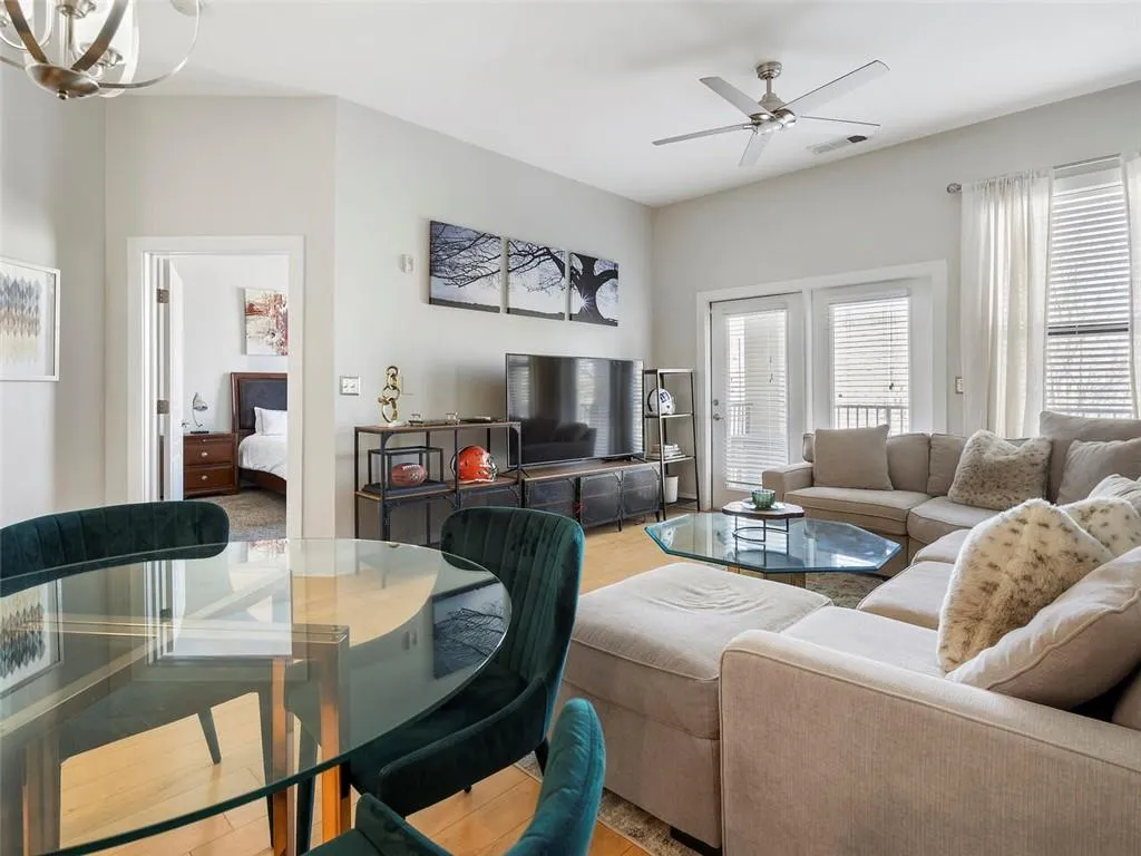 799 Hammond Drive Unit 125, Atlanta, Georgia 30328, 1 Bedroom Bedrooms, ,1 BathroomBathrooms,Residential,Sold,799 Hammond Drive Unit 125,7364867