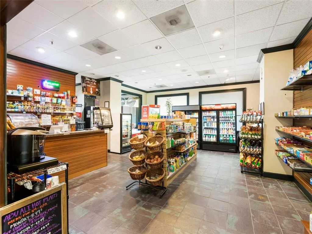 799 Hammond Drive Unit 125, Atlanta, Georgia 30328, 1 Bedroom Bedrooms, ,1 BathroomBathrooms,Residential,Sold,799 Hammond Drive Unit 125,7364867