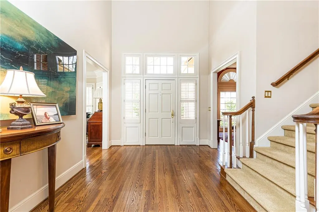 5275 Woodridge Forest Trail, Sandy Springs, Georgia 30327, 6 Bedrooms Bedrooms, ,5 BathroomsBathrooms,Residential,Sold,5275 Woodridge Forest Trail,7142594