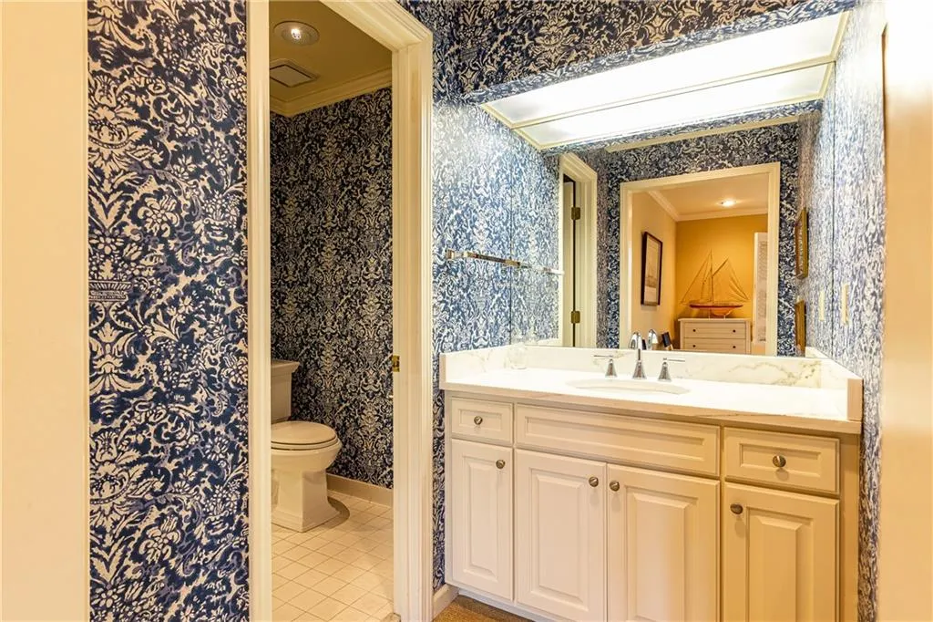 5275 Woodridge Forest Trail, Sandy Springs, Georgia 30327, 6 Bedrooms Bedrooms, ,5 BathroomsBathrooms,Residential,Sold,5275 Woodridge Forest Trail,7142594