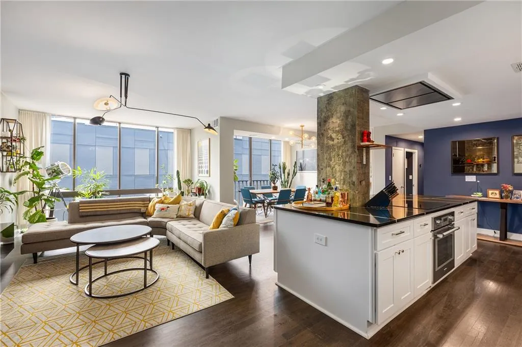 145 15th Street Ne Unit 826, Atlanta, Georgia 30309, 2 Bedrooms Bedrooms, ,2 BathroomsBathrooms,Residential,For Sale,145 15th Street Ne Unit 826,7606915