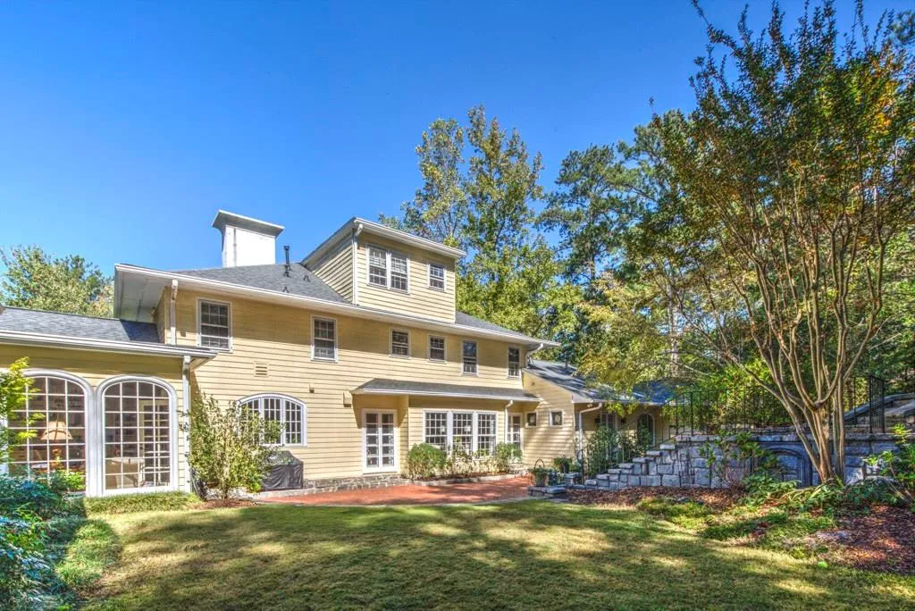 750 Tanglewood Trail, Atlanta, Georgia 30327, 6 Bedrooms Bedrooms, ,6 BathroomsBathrooms,Residential,Sold,750 Tanglewood Trail,5641930