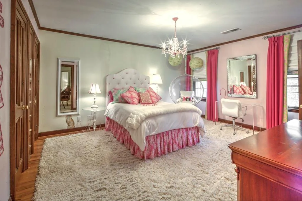 750 Tanglewood Trail, Atlanta, Georgia 30327, 6 Bedrooms Bedrooms, ,6 BathroomsBathrooms,Residential,Sold,750 Tanglewood Trail,5641930