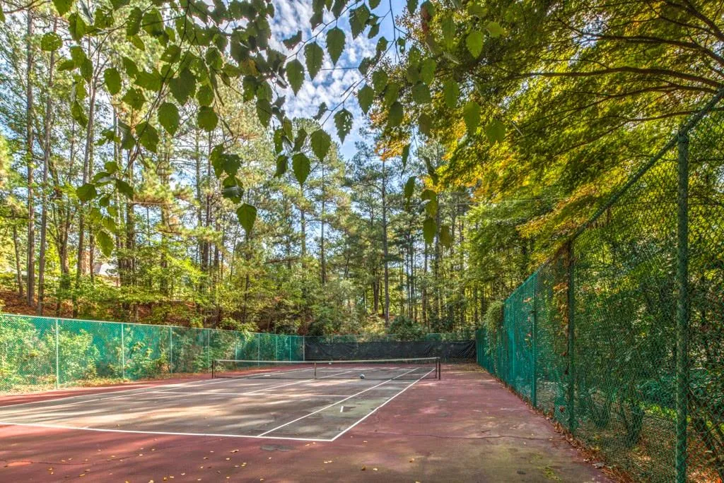 750 Tanglewood Trail, Atlanta, Georgia 30327, 6 Bedrooms Bedrooms, ,6 BathroomsBathrooms,Residential,Sold,750 Tanglewood Trail,5641930