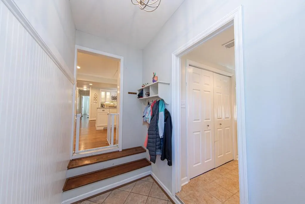 490 Carolwood Lane, Atlanta, Georgia 30342, 3 Bedrooms Bedrooms, ,3 BathroomsBathrooms,Residential,Sold,490 Carolwood Lane,6871357