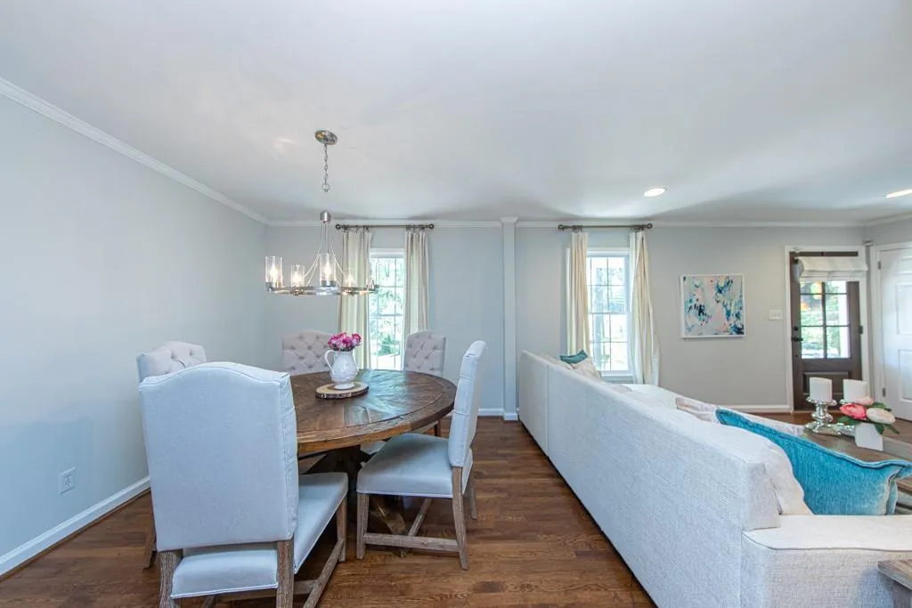 490 Carolwood Lane, Atlanta, Georgia 30342, 3 Bedrooms Bedrooms, ,3 BathroomsBathrooms,Residential,Sold,490 Carolwood Lane,6871357