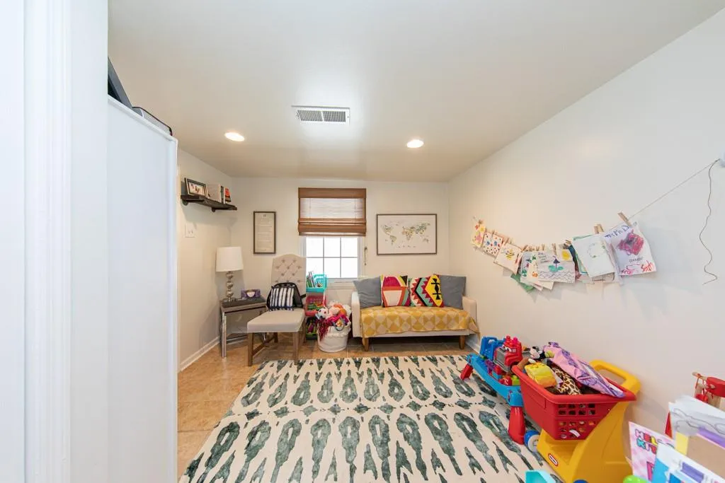 490 Carolwood Lane, Atlanta, Georgia 30342, 3 Bedrooms Bedrooms, ,3 BathroomsBathrooms,Residential,Sold,490 Carolwood Lane,6871357