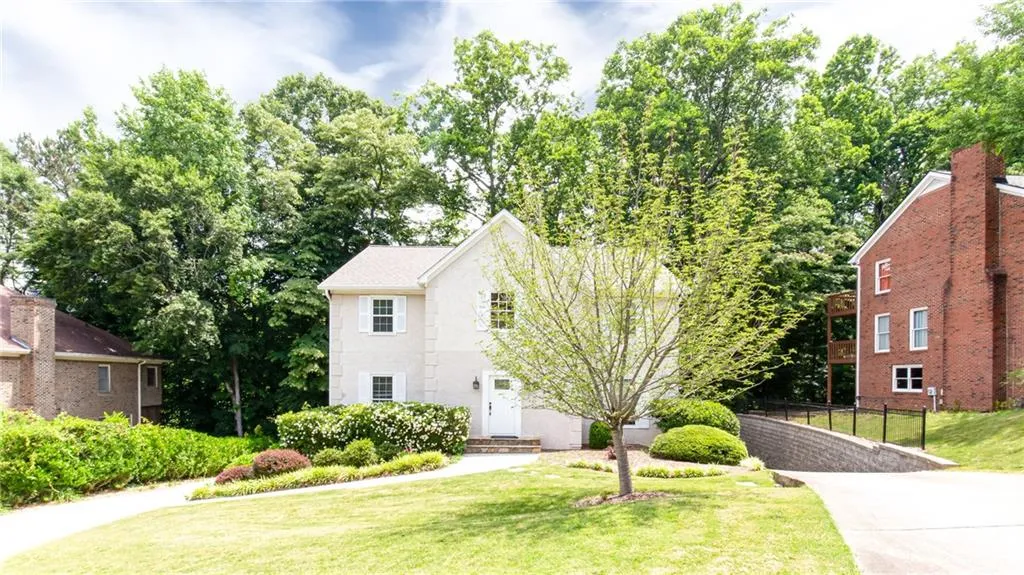 8895 Carroll Manor Drive, Sandy Springs, Georgia 30350, 3 Bedrooms Bedrooms, ,2 BathroomsBathrooms,Residential,Sold,8895 Carroll Manor Drive,6894368