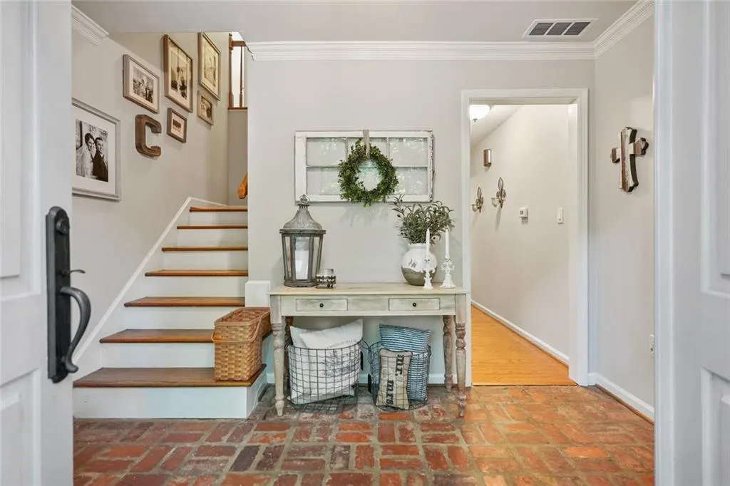 520 Forest Valley Road, Atlanta, Georgia 30342, 4 Bedrooms Bedrooms, ,2 BathroomsBathrooms,Residential,Sold,520 Forest Valley Road,7039591 520 Forest Valley Road, Atlanta, Georgia 30342, 4 Bedrooms Bedrooms, ,2 BathroomsBathrooms,Residential,Sold,520 Forest Valley Road,7039591