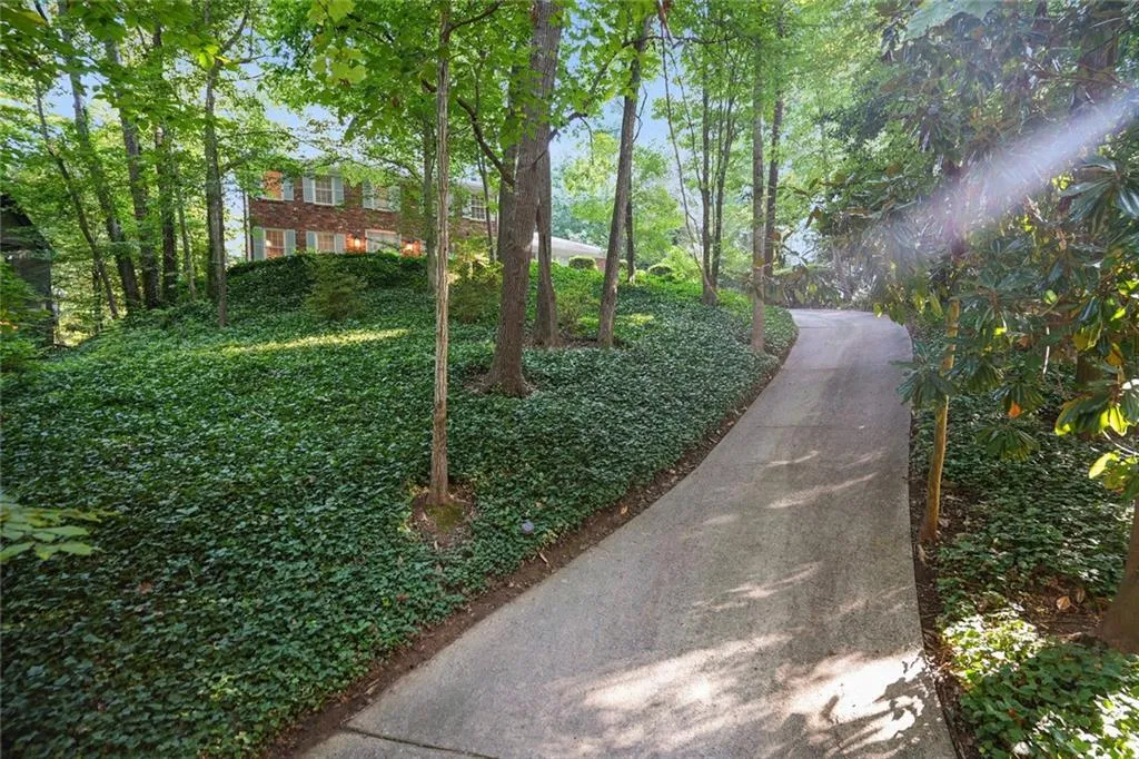 520 Forest Valley Road, Atlanta, Georgia 30342, 4 Bedrooms Bedrooms, ,2 BathroomsBathrooms,Residential,Sold,520 Forest Valley Road,7039591 520 Forest Valley Road, Atlanta, Georgia 30342, 4 Bedrooms Bedrooms, ,2 BathroomsBathrooms,Residential,Sold,520 Forest Valley Road,7039591