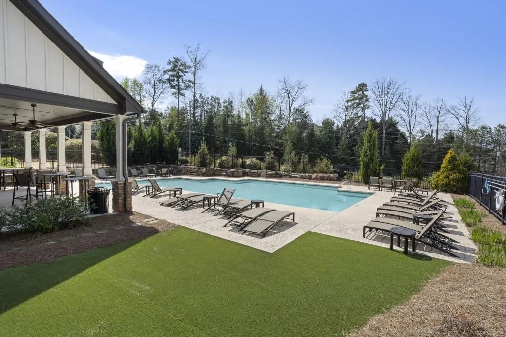6654 Sterling Drive, Atlanta, Georgia 30328, 3 Bedrooms Bedrooms, ,3 BathroomsBathrooms,Residential,For Sale,6654 Sterling Drive,7742880