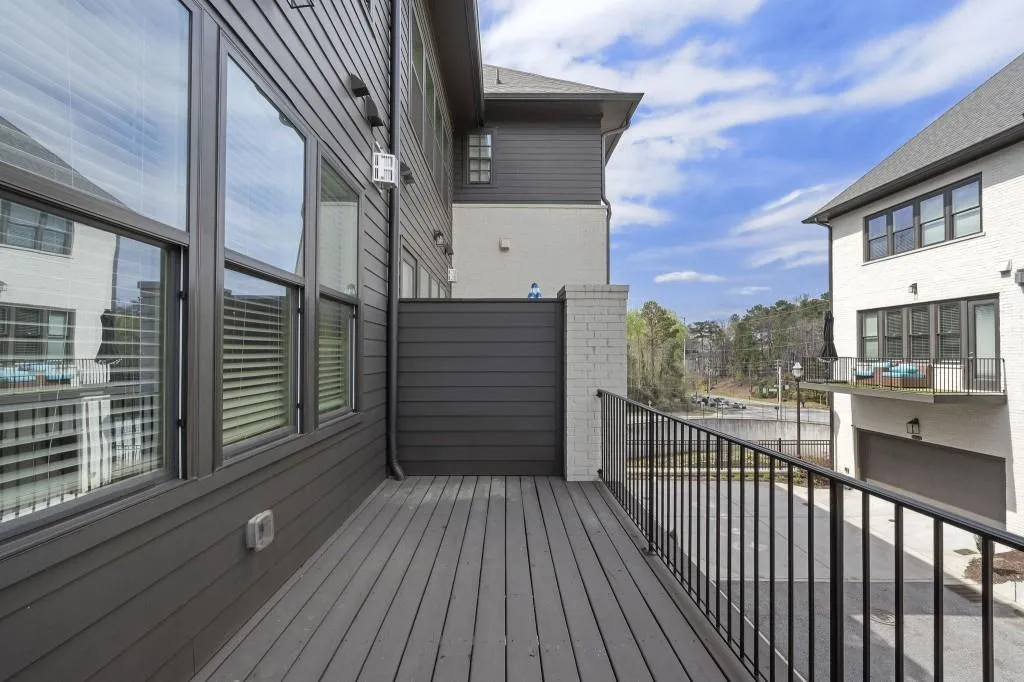 6654 Sterling Drive, Atlanta, Georgia 30328, 3 Bedrooms Bedrooms, ,3 BathroomsBathrooms,Residential,For Sale,6654 Sterling Drive,7742880