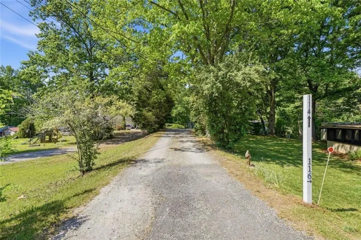 114 Oakcrest Circle, Canton, Georgia 30115