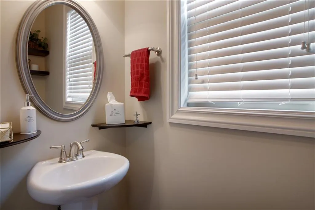 7610 Glisten Avenue, Sandy Springs, Georgia 30328, 4 Bedrooms Bedrooms, ,3 BathroomsBathrooms,Residential,Sold,7610 Glisten Avenue,6594245