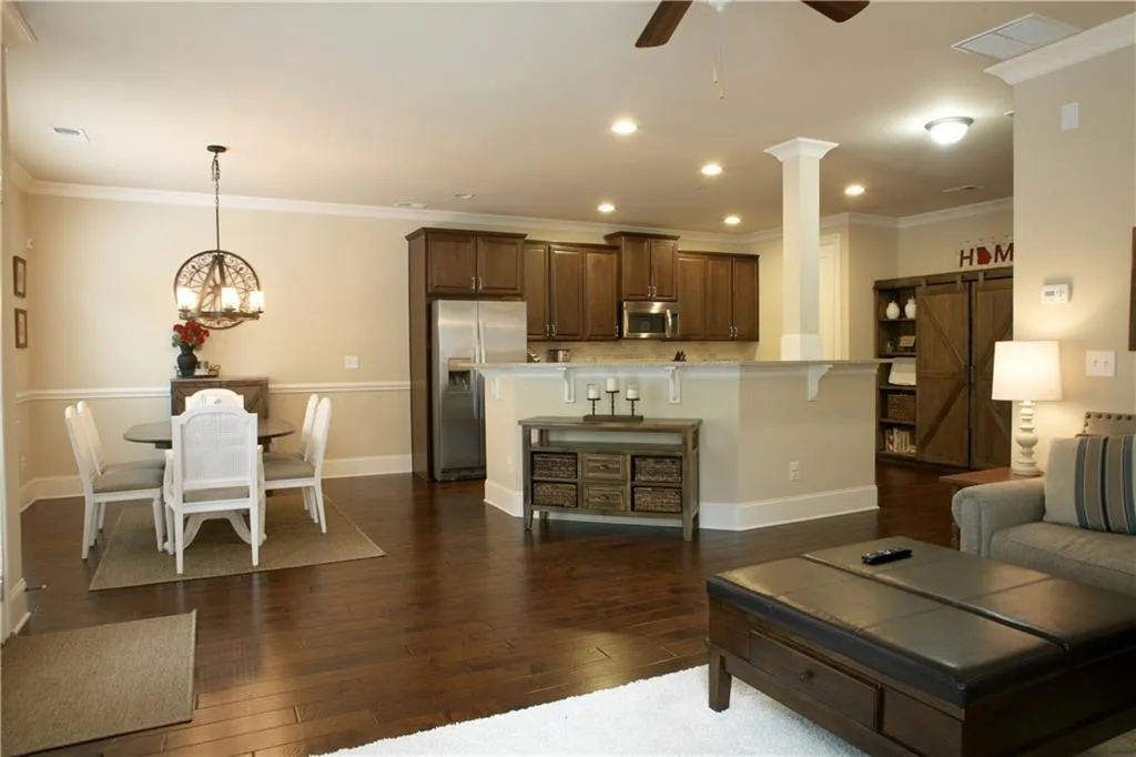 7610 Glisten Avenue, Sandy Springs, Georgia 30328, 4 Bedrooms Bedrooms, ,3 BathroomsBathrooms,Residential,Sold,7610 Glisten Avenue,6594245