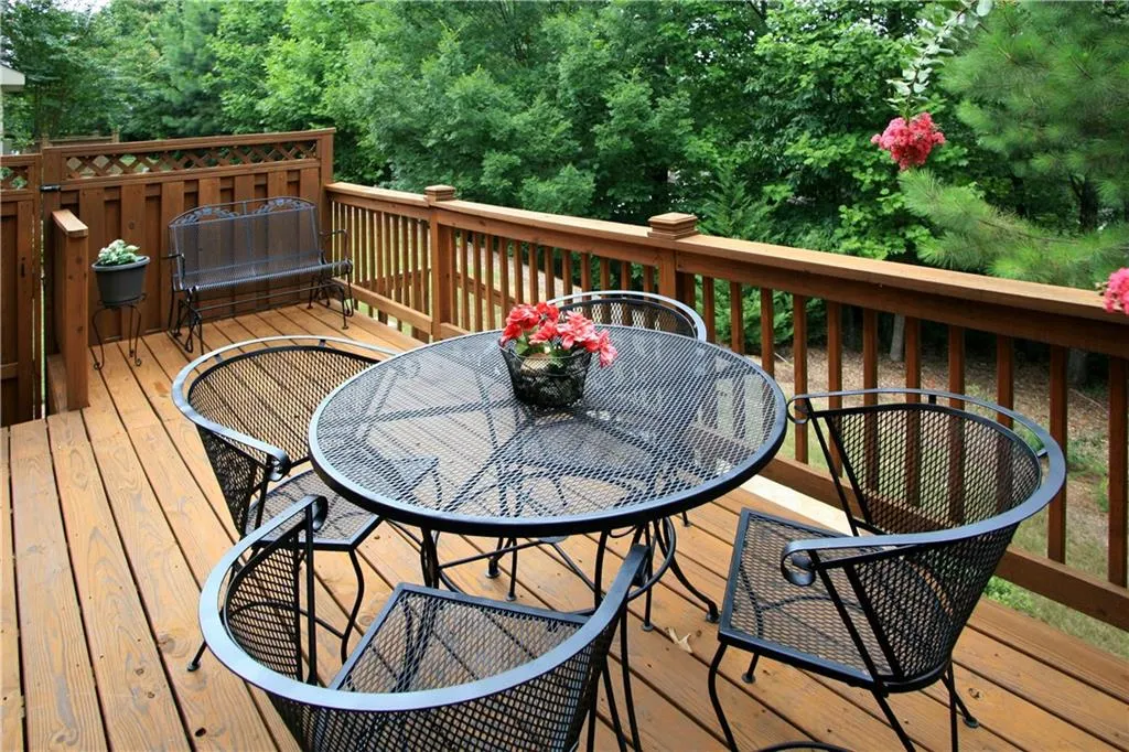 7610 Glisten Avenue, Sandy Springs, Georgia 30328, 4 Bedrooms Bedrooms, ,3 BathroomsBathrooms,Residential,Sold,7610 Glisten Avenue,6594245