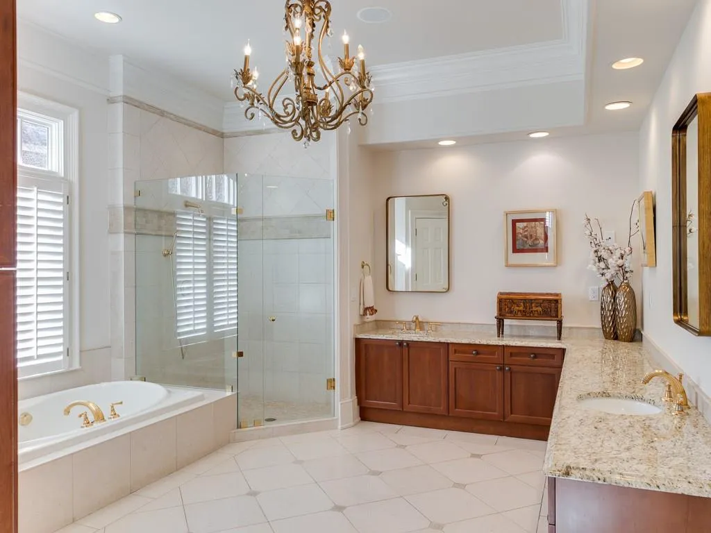 1655 Misty Oaks Drive, Sandy Springs, Georgia 30350, 5 Bedrooms Bedrooms, ,4 BathroomsBathrooms,Residential,Sold,1655 Misty Oaks Drive,6674338