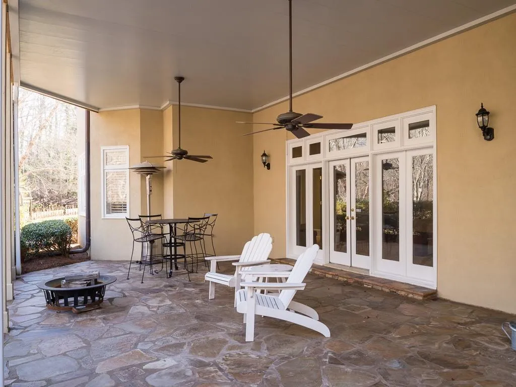 1655 Misty Oaks Drive, Sandy Springs, Georgia 30350, 5 Bedrooms Bedrooms, ,4 BathroomsBathrooms,Residential,Sold,1655 Misty Oaks Drive,6674338