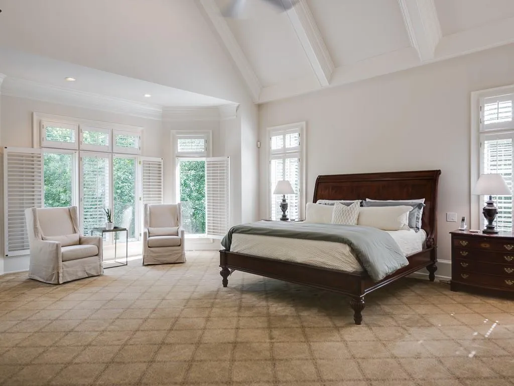 1655 Misty Oaks Drive, Sandy Springs, Georgia 30350, 5 Bedrooms Bedrooms, ,4 BathroomsBathrooms,Residential,Sold,1655 Misty Oaks Drive,6674338