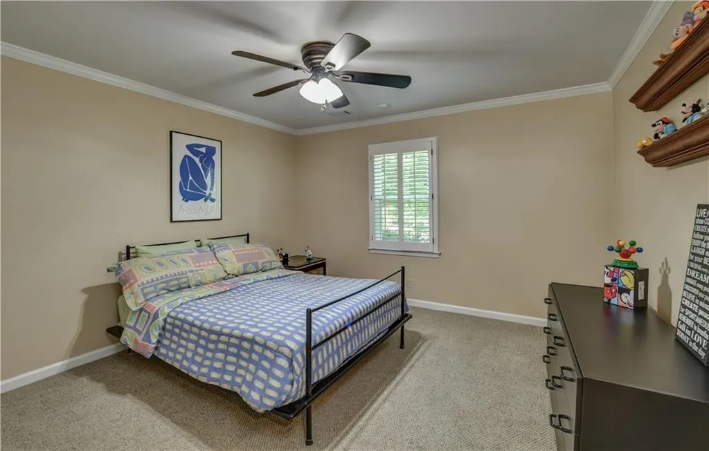 7215 Hunters Branch Drive, Sandy Springs, Georgia 30328, 4 Bedrooms Bedrooms, ,3 BathroomsBathrooms,Residential,Sold,7215 Hunters Branch Drive,6009596