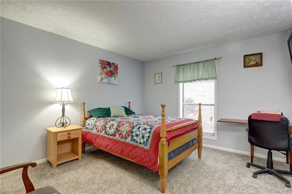 5137 Roswell Road Unit 5, Atlanta, Georgia 30342, 2 Bedrooms Bedrooms, ,2 BathroomsBathrooms,Residential,Sold,5137 Roswell Road Unit 5,6809234