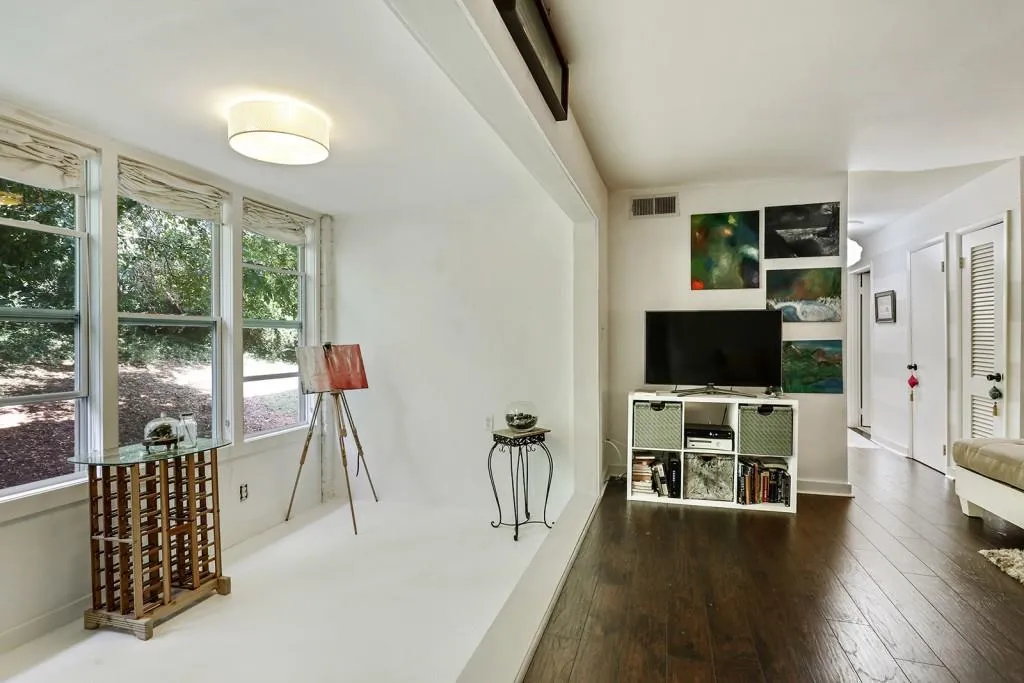 346 Carpenter Drive Unit 62, Atlanta, Georgia 30328, 2 Bedrooms Bedrooms, ,2 BathroomsBathrooms,Residential,Sold,346 Carpenter Drive Unit 62,5910665