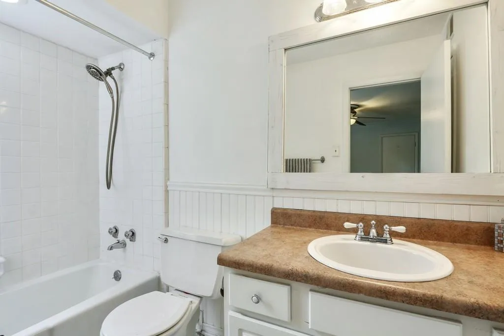 346 Carpenter Drive Unit 62, Atlanta, Georgia 30328, 2 Bedrooms Bedrooms, ,2 BathroomsBathrooms,Residential,Sold,346 Carpenter Drive Unit 62,5910665