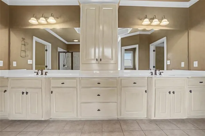 1170