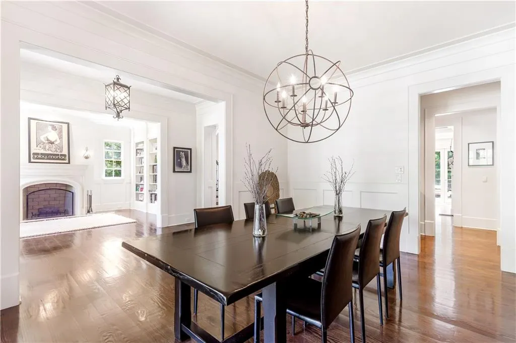 765 Brook Park Place, Atlanta, Georgia 30342, 6 Bedrooms Bedrooms, ,6 BathroomsBathrooms,Residential,Sold,765 Brook Park Place,7248631