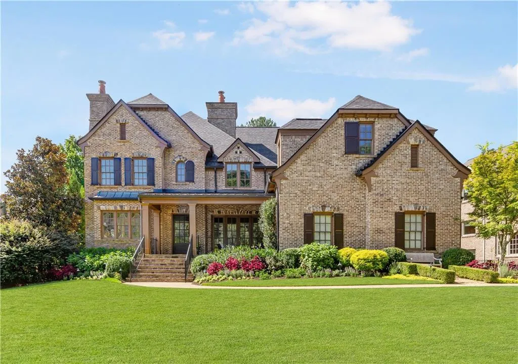 765 Brook Park Place, Atlanta, Georgia 30342, 6 Bedrooms Bedrooms, ,6 BathroomsBathrooms,Residential,Sold,765 Brook Park Place,7248631