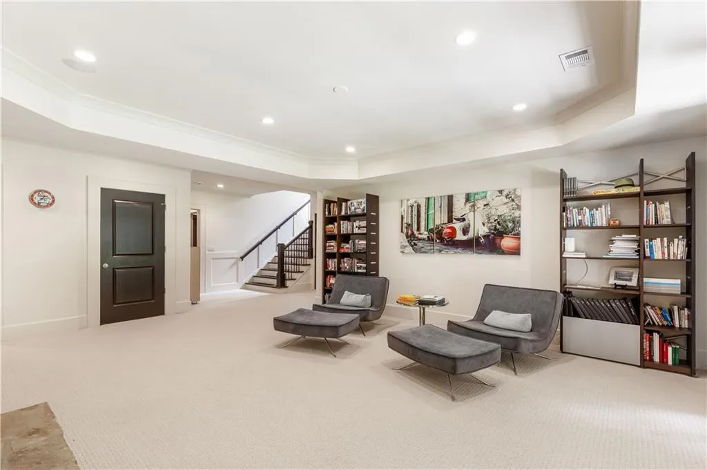 765 Brook Park Place, Atlanta, Georgia 30342, 6 Bedrooms Bedrooms, ,6 BathroomsBathrooms,Residential,Sold,765 Brook Park Place,7248631