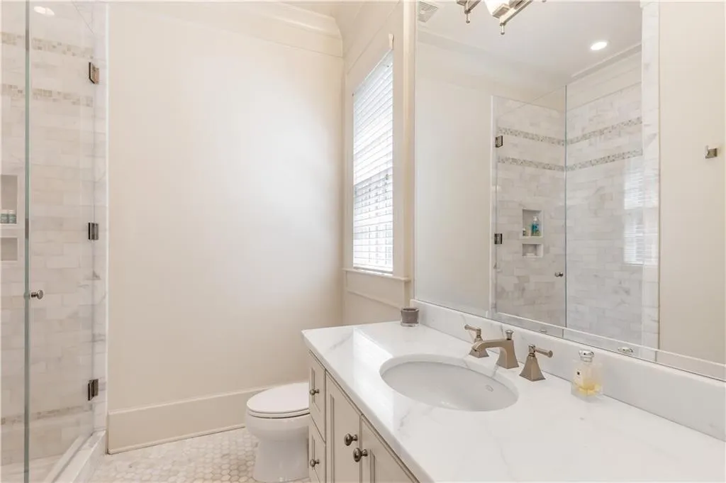 765 Brook Park Place, Atlanta, Georgia 30342, 6 Bedrooms Bedrooms, ,6 BathroomsBathrooms,Residential,Sold,765 Brook Park Place,7248631