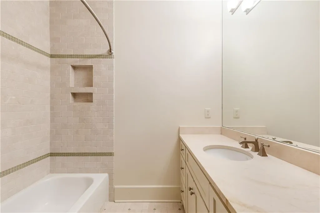 765 Brook Park Place, Atlanta, Georgia 30342, 6 Bedrooms Bedrooms, ,6 BathroomsBathrooms,Residential,Sold,765 Brook Park Place,7248631