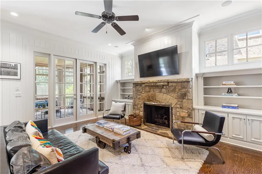 765 Brook Park Place, Atlanta, Georgia 30342, 6 Bedrooms Bedrooms, ,6 BathroomsBathrooms,Residential,Sold,765 Brook Park Place,7248631