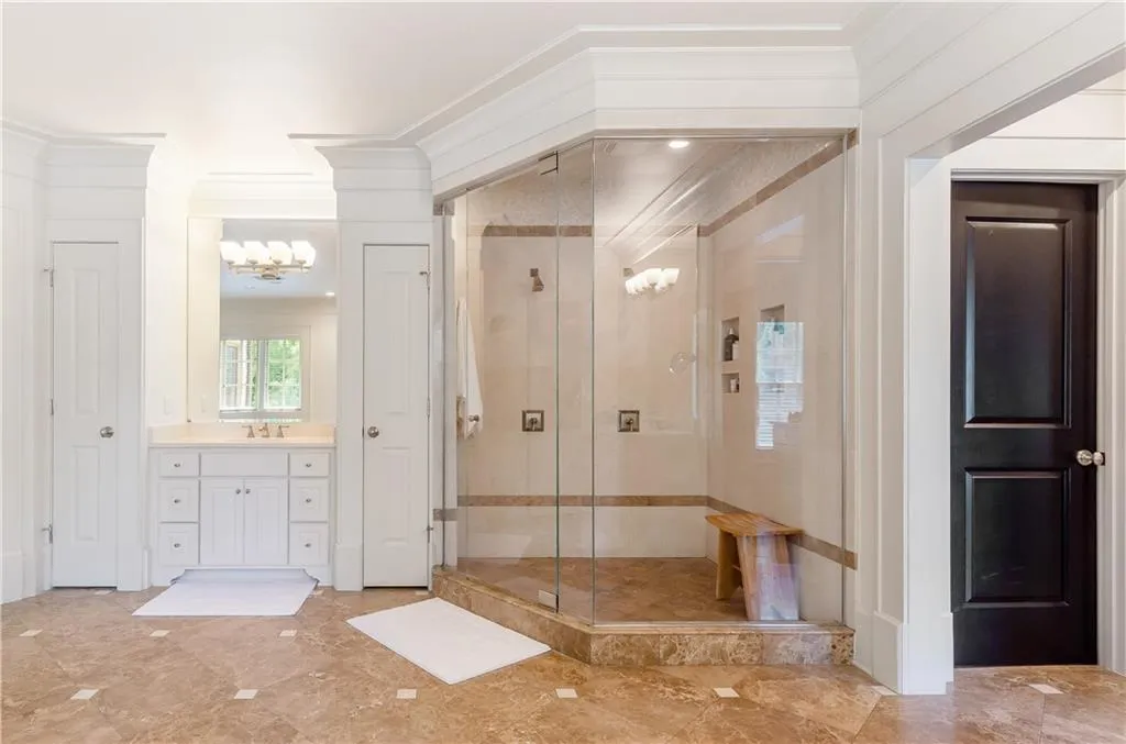 765 Brook Park Place, Atlanta, Georgia 30342, 6 Bedrooms Bedrooms, ,6 BathroomsBathrooms,Residential,Sold,765 Brook Park Place,7248631