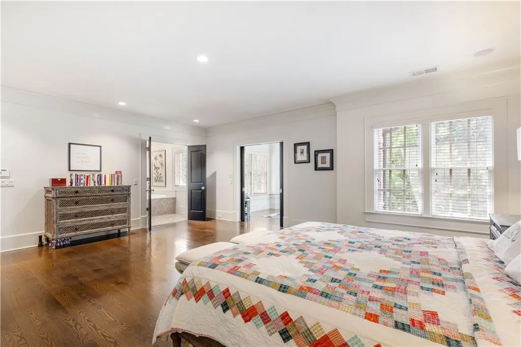 765 Brook Park Place, Atlanta, Georgia 30342, 6 Bedrooms Bedrooms, ,6 BathroomsBathrooms,Residential,Sold,765 Brook Park Place,7248631