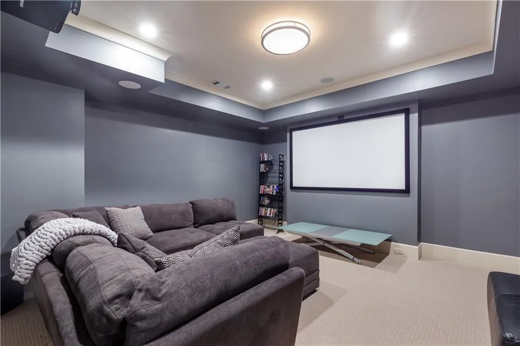 765 Brook Park Place, Atlanta, Georgia 30342, 6 Bedrooms Bedrooms, ,6 BathroomsBathrooms,Residential,Sold,765 Brook Park Place,7248631