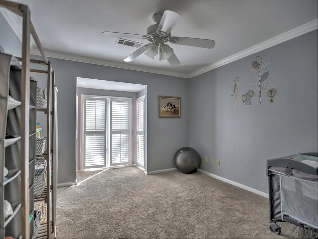 18 Willow Glen Ne Unit 18, Atlanta, Georgia 30342, 4 Bedrooms Bedrooms, ,3 BathroomsBathrooms,Residential,Sold,18 Willow Glen Ne Unit 18,7274446