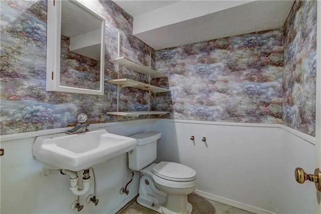 400 Otter Creek Court, Sandy Springs, Georgia 30328, 4 Bedrooms Bedrooms, ,3 BathroomsBathrooms,Residential,Sold,400 Otter Creek Court,6113418 400 Otter Creek Court, Sandy Springs, Georgia 30328, 4 Bedrooms Bedrooms, ,3 BathroomsBathrooms,Residential,Sold,400 Otter Creek Court,6113418