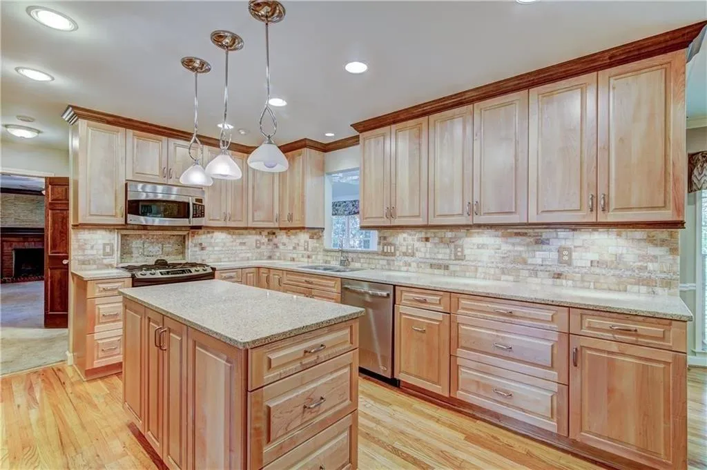 400 Otter Creek Court, Sandy Springs, Georgia 30328, 4 Bedrooms Bedrooms, ,3 BathroomsBathrooms,Residential,Sold,400 Otter Creek Court,6113418 400 Otter Creek Court, Sandy Springs, Georgia 30328, 4 Bedrooms Bedrooms, ,3 BathroomsBathrooms,Residential,Sold,400 Otter Creek Court,6113418