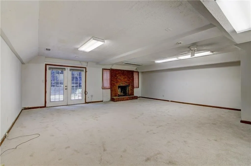 400 Otter Creek Court, Sandy Springs, Georgia 30328, 4 Bedrooms Bedrooms, ,3 BathroomsBathrooms,Residential,Sold,400 Otter Creek Court,6113418 400 Otter Creek Court, Sandy Springs, Georgia 30328, 4 Bedrooms Bedrooms, ,3 BathroomsBathrooms,Residential,Sold,400 Otter Creek Court,6113418