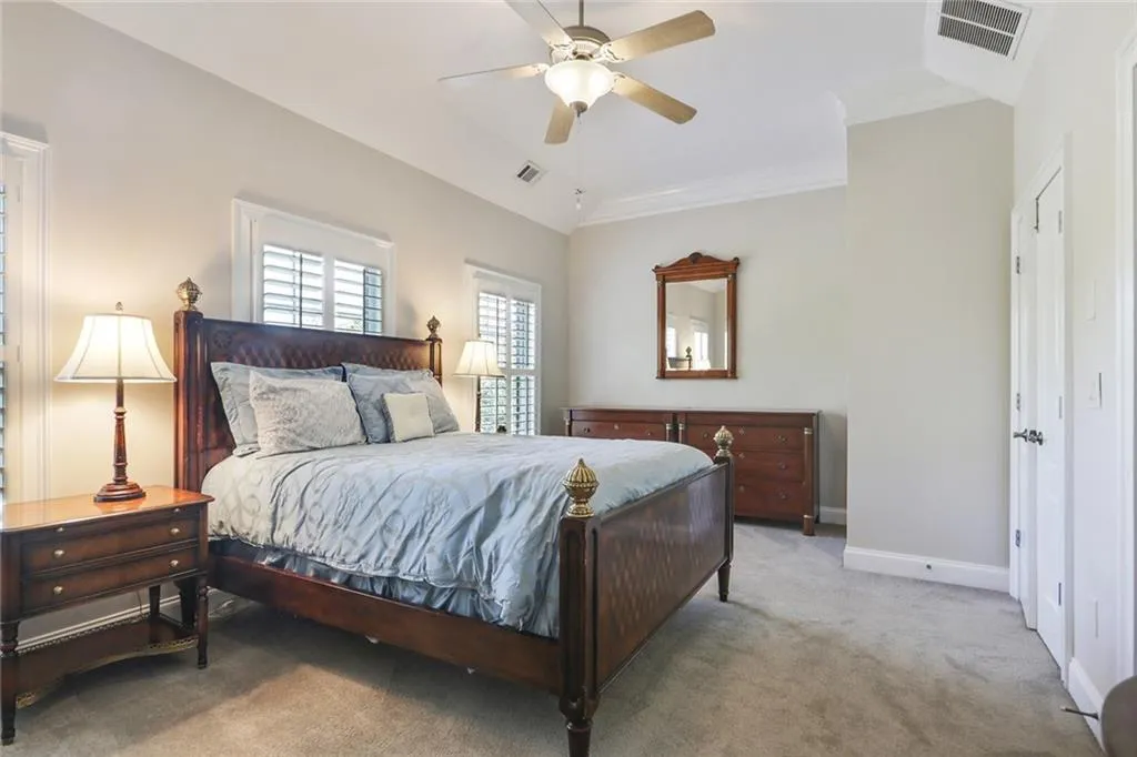 925 Persimmon Point, Sandy Springs, Georgia 30328, 2 Bedrooms Bedrooms, ,2 BathroomsBathrooms,Residential,Sold,925 Persimmon Point,6769832