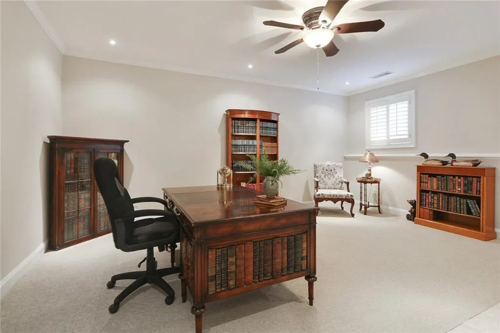 925 Persimmon Point, Sandy Springs, Georgia 30328, 2 Bedrooms Bedrooms, ,2 BathroomsBathrooms,Residential,Sold,925 Persimmon Point,6769832