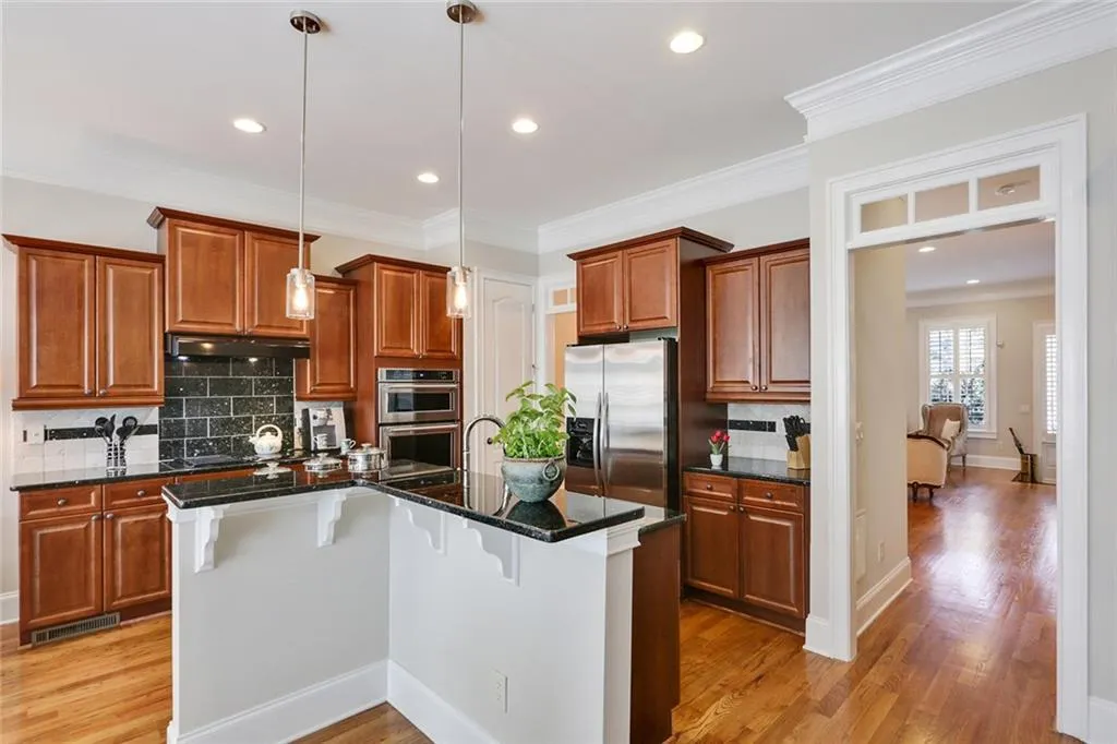 925 Persimmon Point, Sandy Springs, Georgia 30328, 2 Bedrooms Bedrooms, ,2 BathroomsBathrooms,Residential,Sold,925 Persimmon Point,6769832