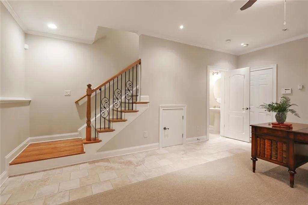 925 Persimmon Point, Sandy Springs, Georgia 30328, 2 Bedrooms Bedrooms, ,2 BathroomsBathrooms,Residential,Sold,925 Persimmon Point,6769832