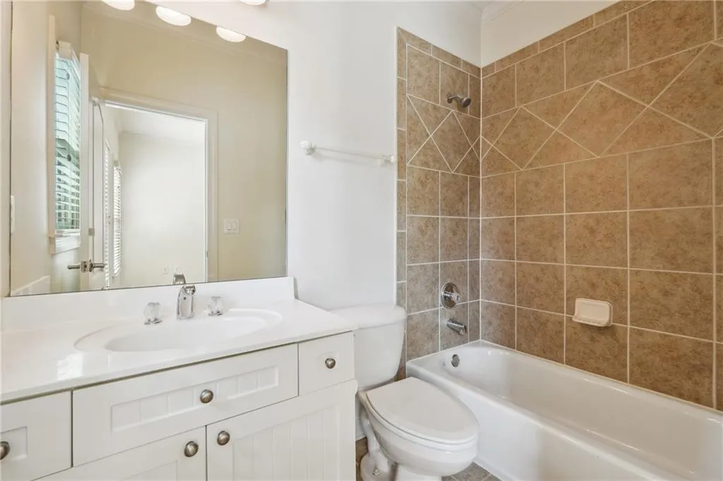 6228 Mount Vernon Oaks Drive, Sandy Springs, Georgia 30328, 4 Bedrooms Bedrooms, ,3 BathroomsBathrooms,Residential,Sold,6228 Mount Vernon Oaks Drive,7404616 6228 Mount Vernon Oaks Drive, Sandy Springs, Georgia 30328, 4 Bedrooms Bedrooms, ,3 BathroomsBathrooms,Residential,Sold,6228 Mount Vernon Oaks Drive,7404616